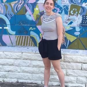 Meet your Posher, Emily